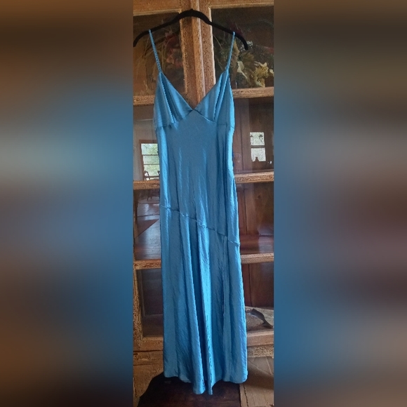 Here Comes The Sun Downtown Cami Strap Front Split Midi Dress NWT Size Large - Picture 4 of 10